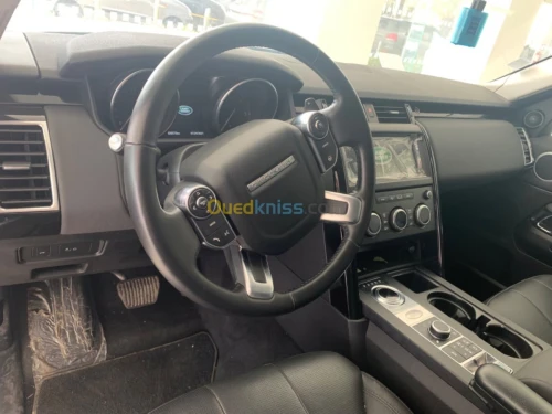 Land Rover Discovery 2019 SE 7 places / 5 portes 