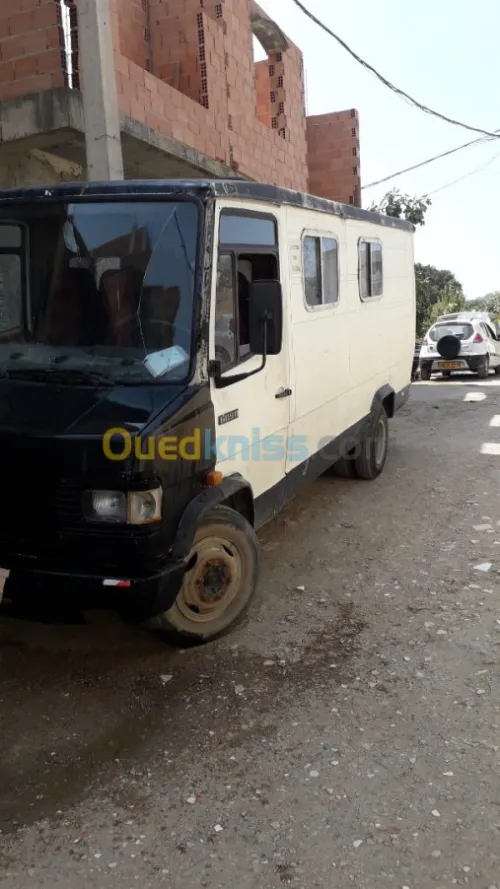 Mercedes Fourgon 609D