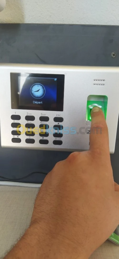 Contrôle d'accès et pointeuse