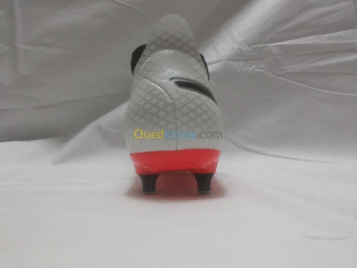 Soulier de football Puma One 17.4 SG