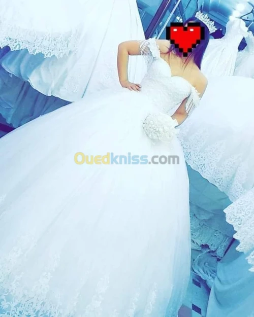 Location Robe blanche 