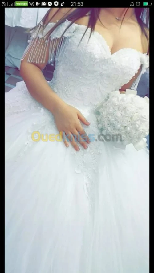 Location Robe blanche 