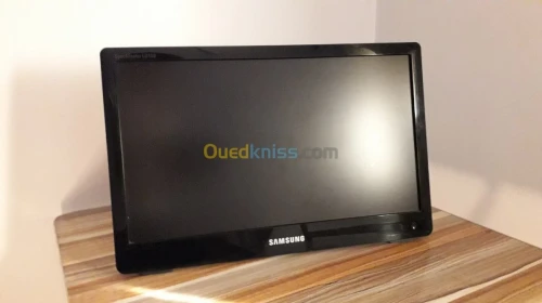  UNITE CENTRALE - E3300 2.50GHz