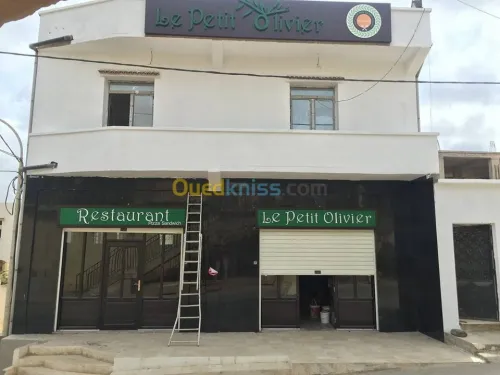Fabrication de panneaux publicitaires