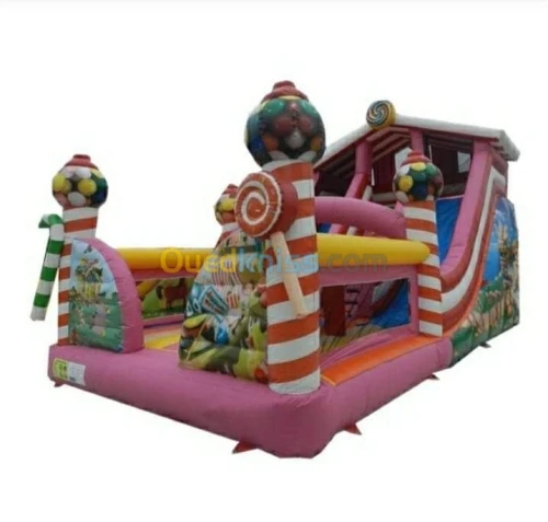Toboggan et trampoline 