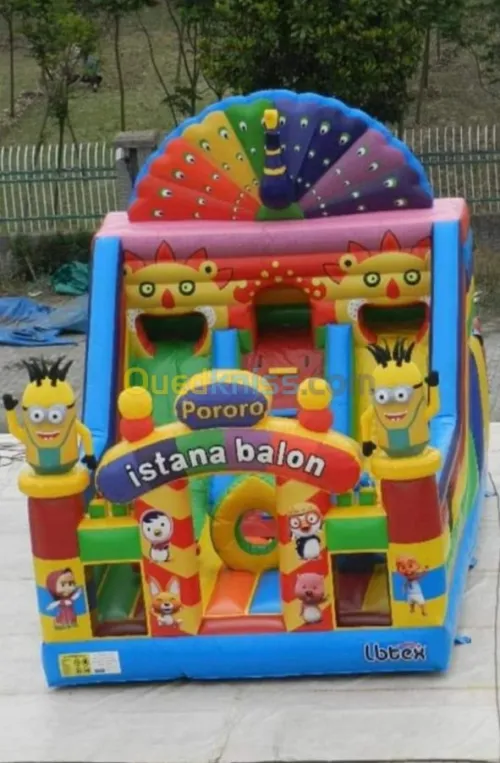 Toboggan et trampoline 