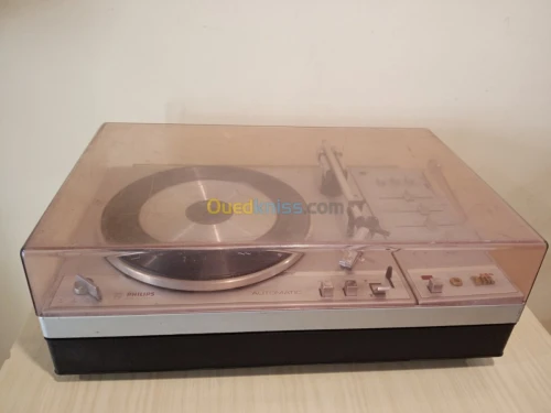 Tourne-disque Philips 660 ZIR