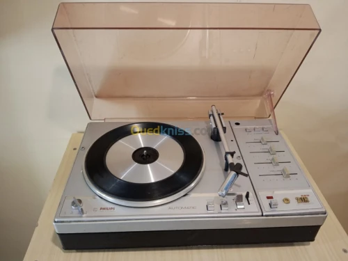 Tourne-disque Philips 660 ZIR