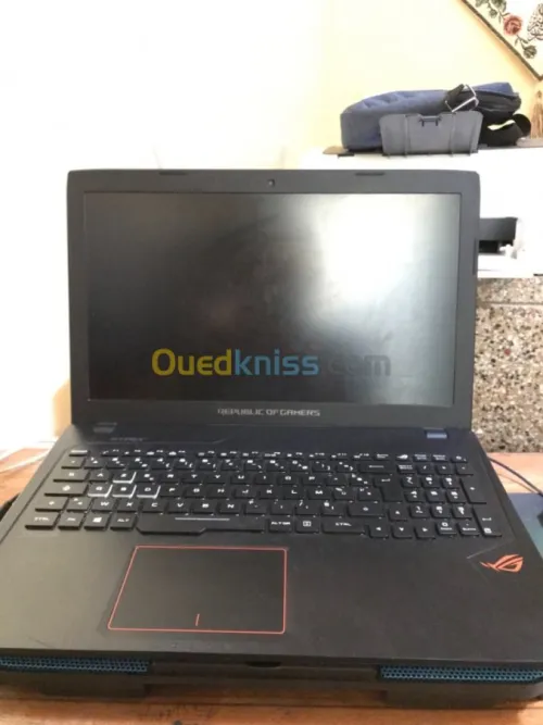 Asus ROG Strix GL553VD / Gaming Laptop