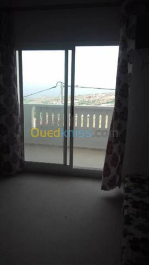 Location vacances Appartement F3 Tlemcen Souahlia