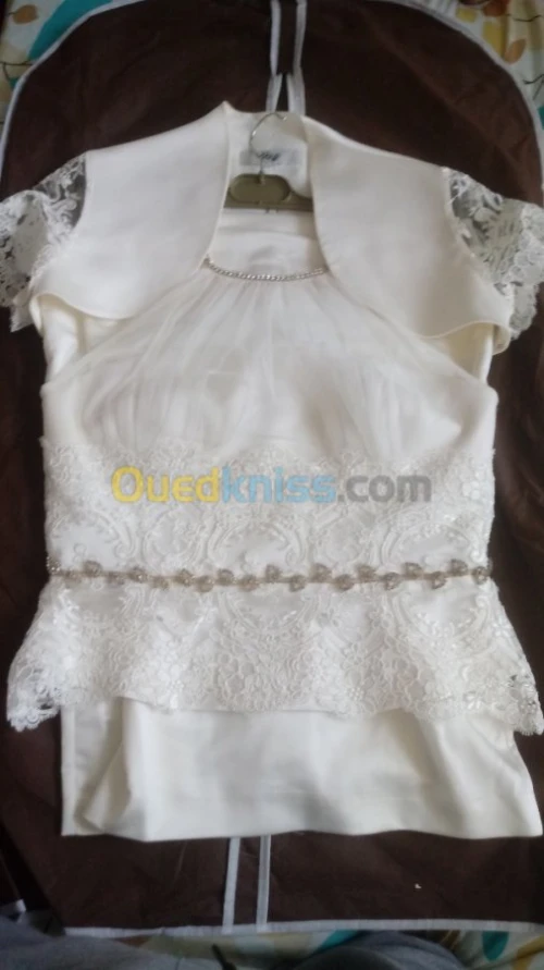 ensemble de mariée en satin 