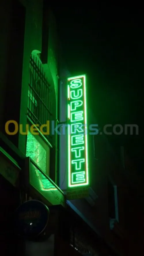 Enseigne publicitaire a LED&decoration