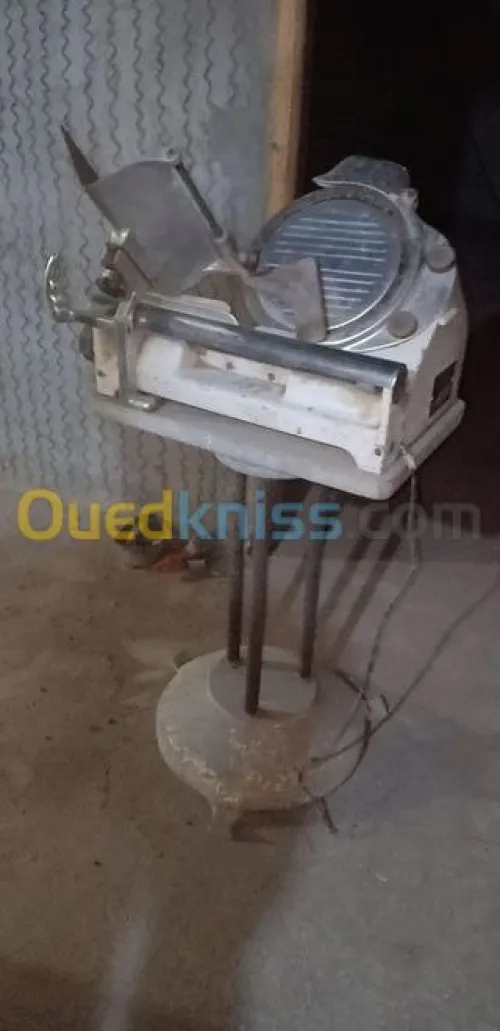 Trancheur Par gravité 