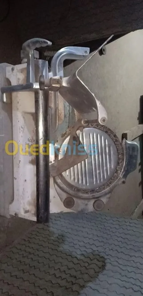 Trancheur Par gravité 