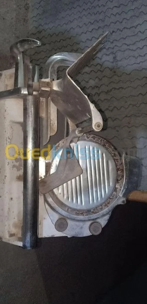 Trancheur Par gravité 