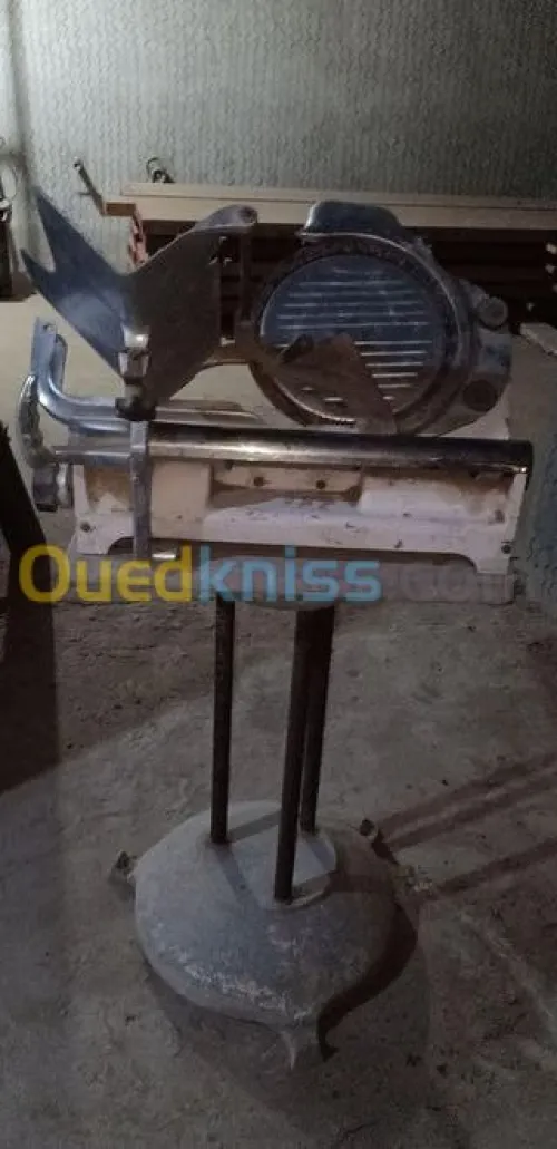 Trancheur Par gravité 