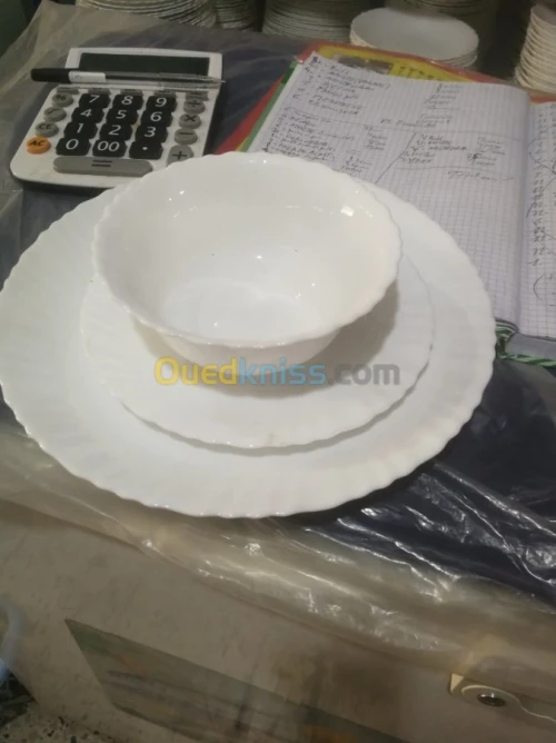 Location chaises / tables / vaisselle