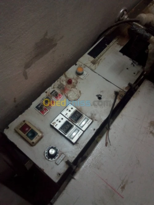 Soudeuse pour sacs poubelles