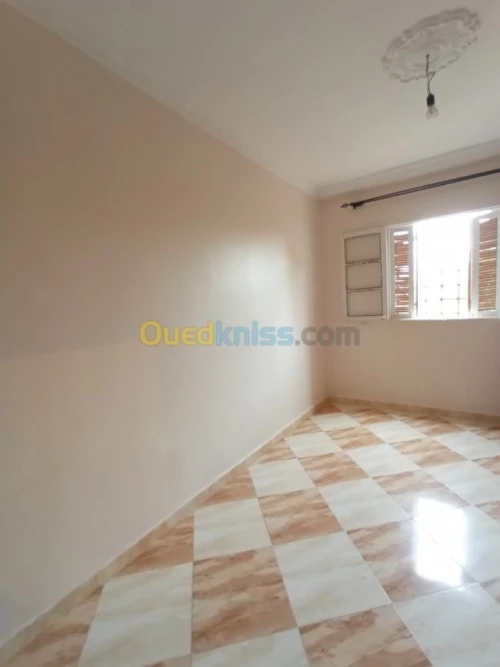 Vente Appartement F2 Tiaret Tiaret