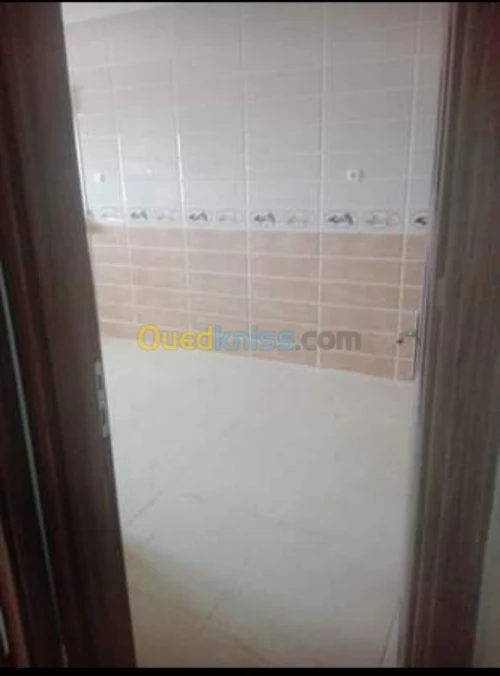 Location Appartement F4 Alger Zeralda
