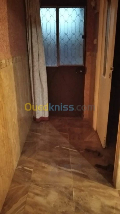 Vente Appartement F3 Sidi bel abbes Boukhanafis