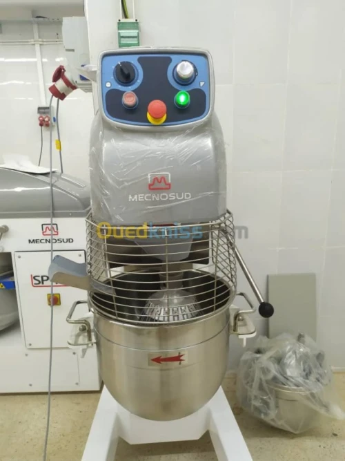 MATÉRIEL DE BOULANGERIE PÂTISSERIE