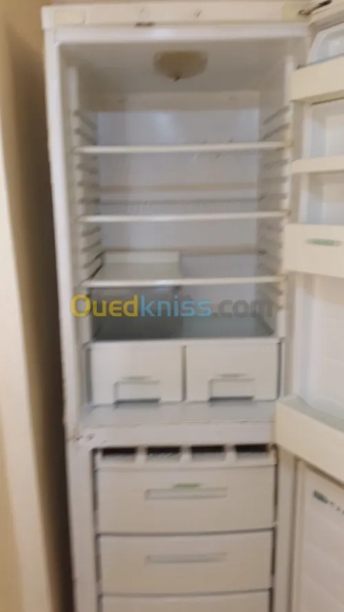 j'ai un refrigirateur de marqu ARISTON