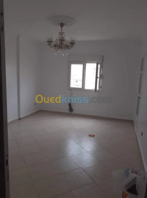 Location Appartement F4 Alger Bordj el bahri