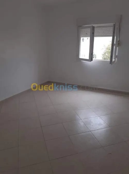 Location Appartement F4 Alger Bordj el bahri