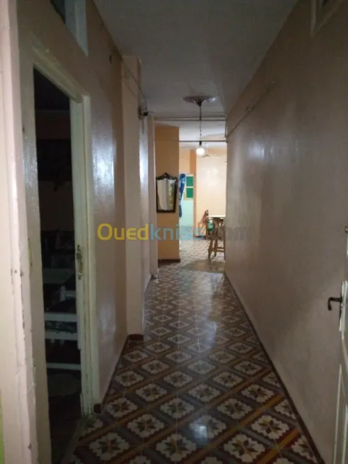 Vente Immeuble Constantine Hamma bouziane