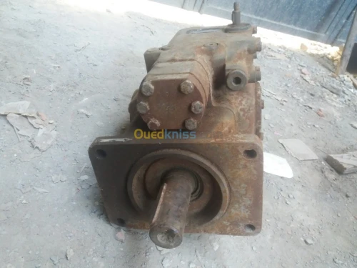 Pompe hydraulique pour malaxeur 