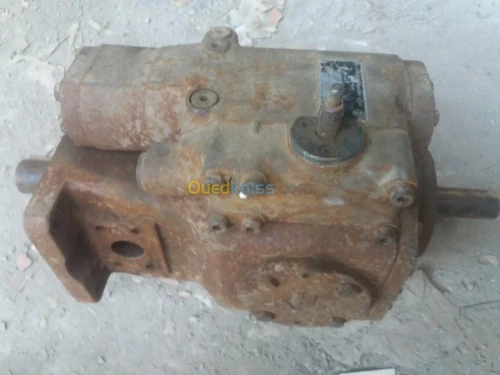 Pompe hydraulique pour malaxeur 