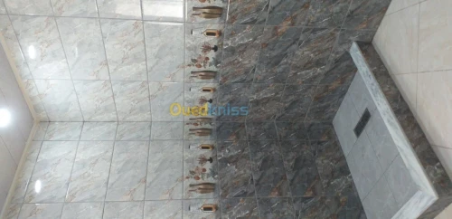 Maçonnerie dal de dol et faïence