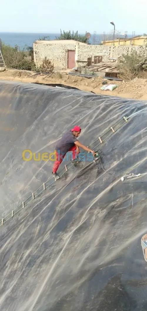 Geomembrane geocomposites, géotextiles
