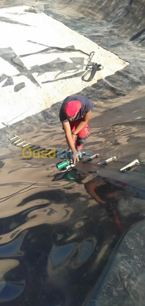 Geomembrane geocomposites, géotextiles