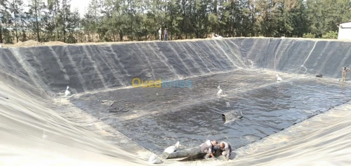 Geomembrane geocomposites, géotextiles