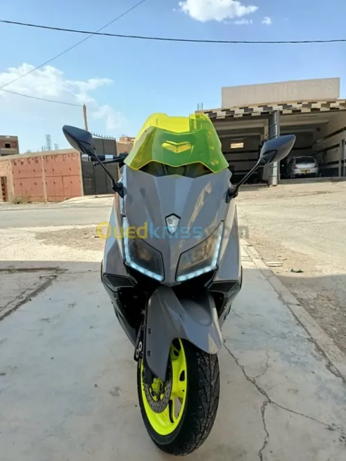 T MAX 530 T MAX