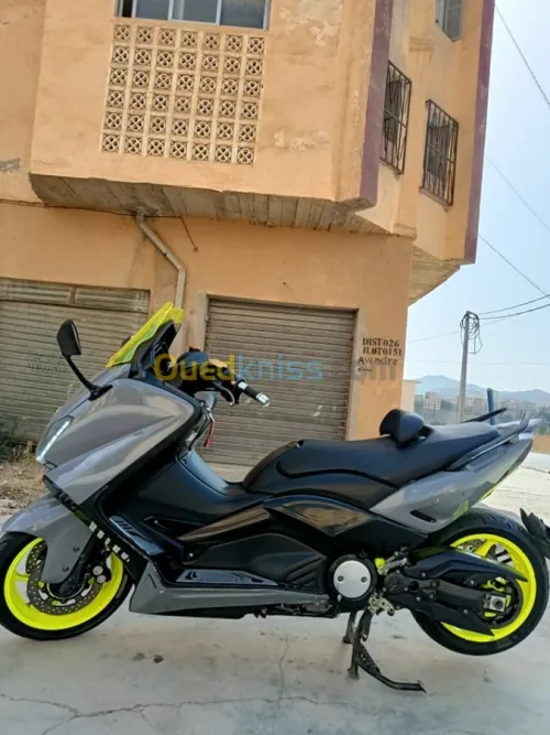 T MAX 530 T MAX
