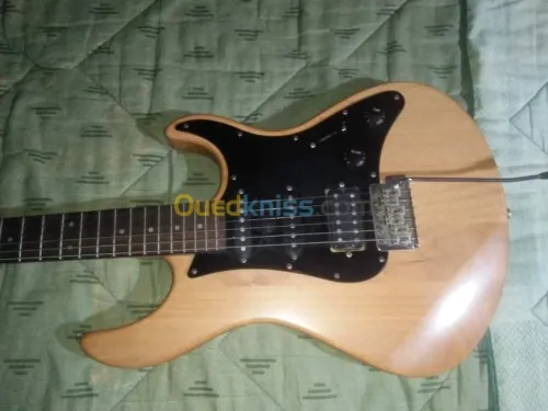 Guitare YAMAHA Pacifica 112xj