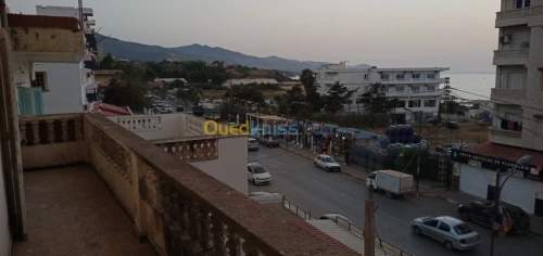 Location Appartement F3 Tizi ouzou Azeffoun