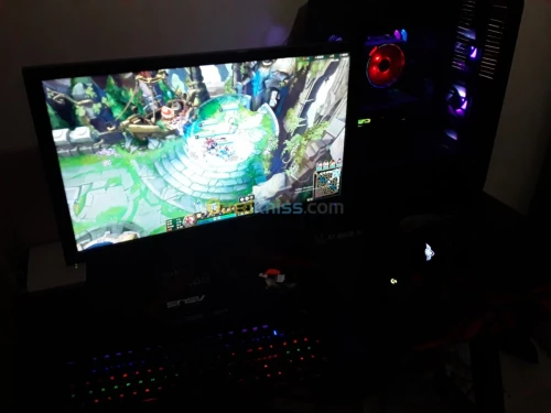 PC GAMER (unité + ecran 144hz)