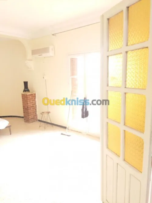 Location Niveau De Villa F4 Ain defla Miliana
