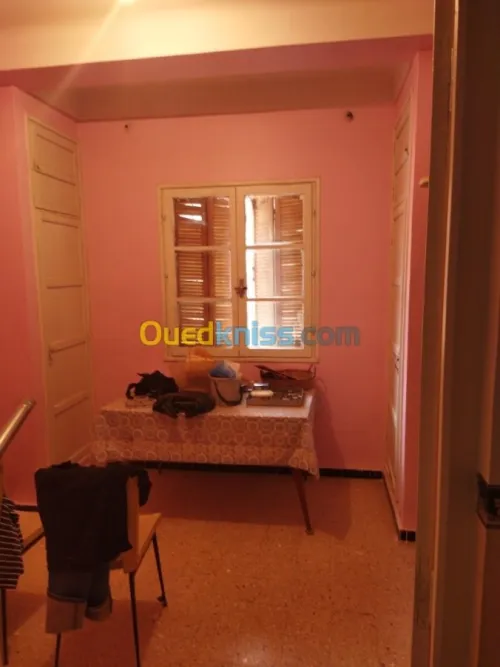 Location Niveau De Villa F4 Ain defla Miliana