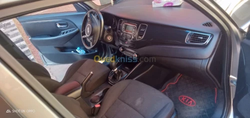 Kia Carens 2014 ..