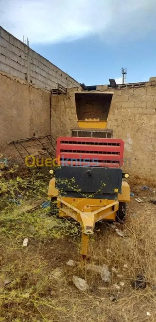 Pompe  à béton  Snc U.F.M.M.T.P