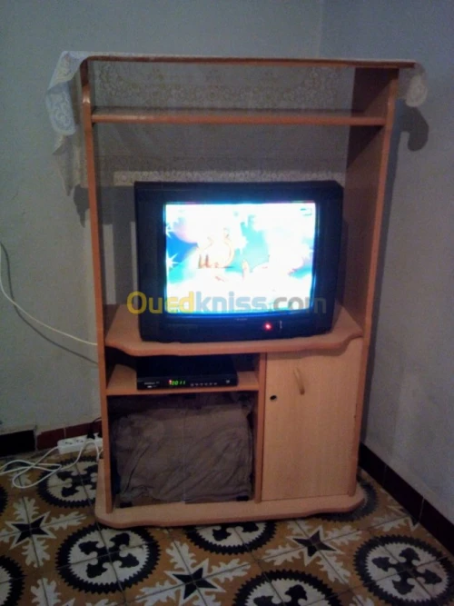 تلفاز+ ديكو+ طابلة