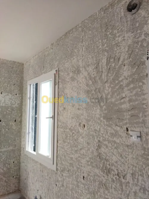 Décapage et piquage des appartements