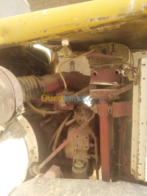 صوندا الة حفر Berliet GBH 6x4