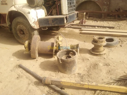 صوندا الة حفر Berliet GBH 6x4