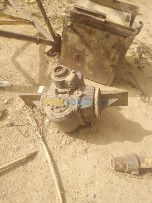 صوندا الة حفر Berliet GBH 6x4